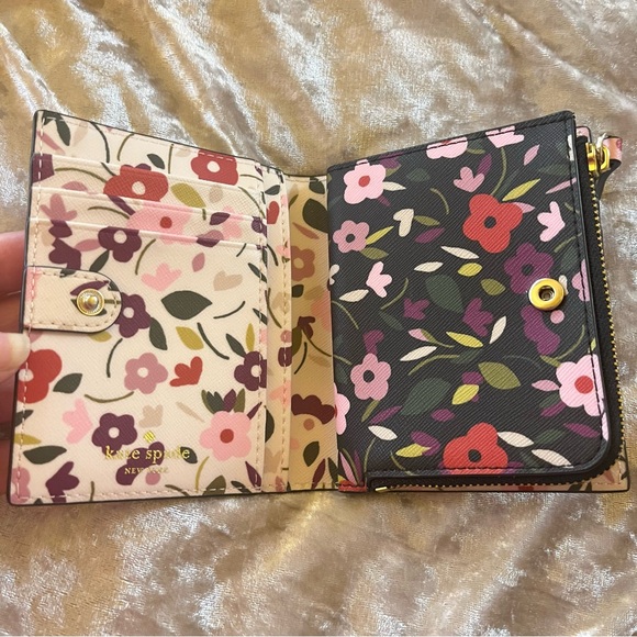 Kate Spade Wallet - Picture 7 of 14